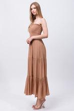 Load image into Gallery viewer, Strapless Maxi Dress
